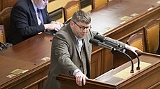 éf poslanc TOP 09 Jan Jakob pi mimoádné schzi ke zvýení poplatk pro...