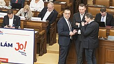 Jednání o vydání �i nevydávání p�edsedy Tomia Okamury k trestnímu stíhání hnutí...