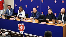 Tisková konference trenérky �eské �enské reprezentace Jitky Klimkové. Zprava:...