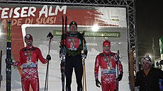 Rus Alexandr Bol�unov (uprost�ed) po závod� Südtirol Moonlight Classic Seiser...