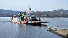 Pevoz v Horní Plané jezdí podle jízdního ádu, ale kdy je hodn aut, me jet...