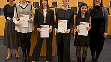 �áci obdr�eli bu� st�íbrnou nebo v tomto p�ípad� bronzovou úrove�.