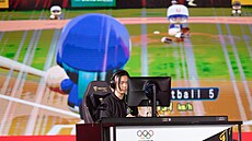 Baseballu se vsed vnuje návtvník Olympic Esports Weeku v Singapuru.