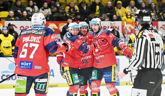 Pardubická gólová radost na led� Litvínova.