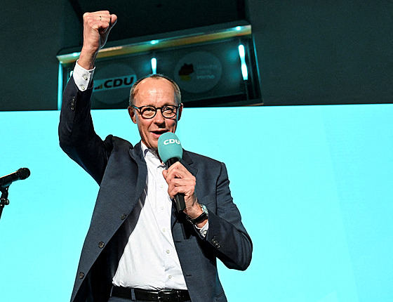 CDU/CSU získala ve volbách 28,5 procenta hlas�, a Merz tak z�ejm� zamí�í do...