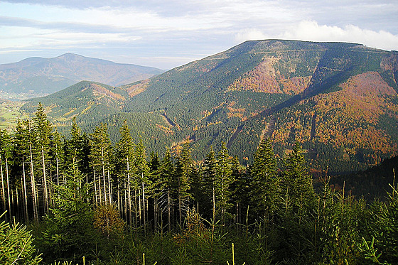 Podzimní výhled na beskydský Smrk