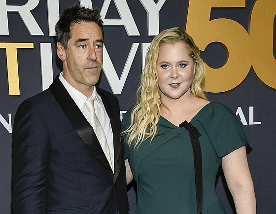 Amy Schumerová s manelem na 50. výroí Saturday Night Live (únor 2025)