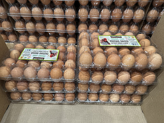 Vejce ve velkoobchod� Costco ve m�st� Sheridan v Coloradu (18. února 2025)