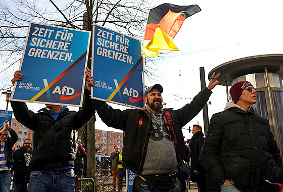 Pedvolební shromádní píznivc Alternativy pro Nmecko (22. února 2025)