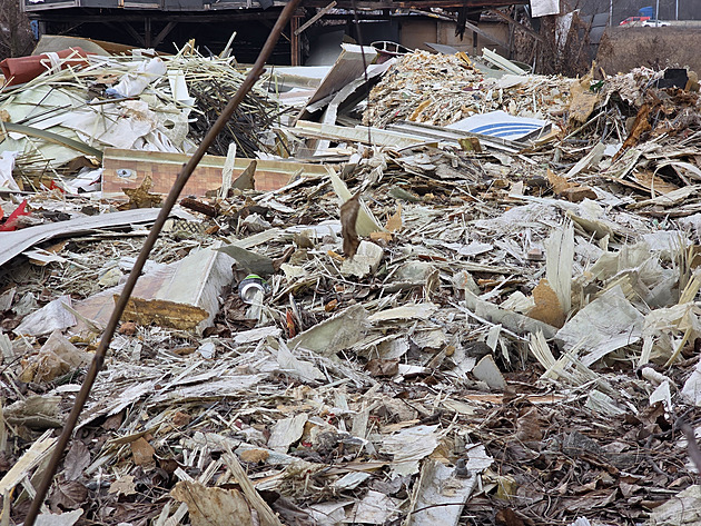 Vítězové a poražení 2025: Starostka se zbavila odpadu, lidé z Bedřišky prohru odmítají