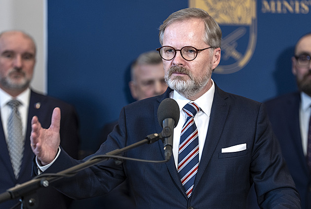 Rusko se nezastaví, máme čtyři až šest let, abychom se připravili, říká Fiala