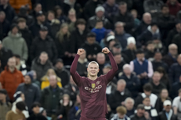 ONLINE: Haaland skóruje proti Tottenhamu, United vyrovnává s Ipswichem