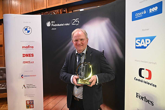 Antonín Machala pi vítzství v krajské souti EY Podnikatel roku 2024 ve...