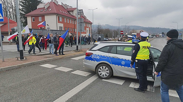 Ministr zemědělství nechápe, co je dvojí kvalita potravin. Ideologicky se mu to nehodí