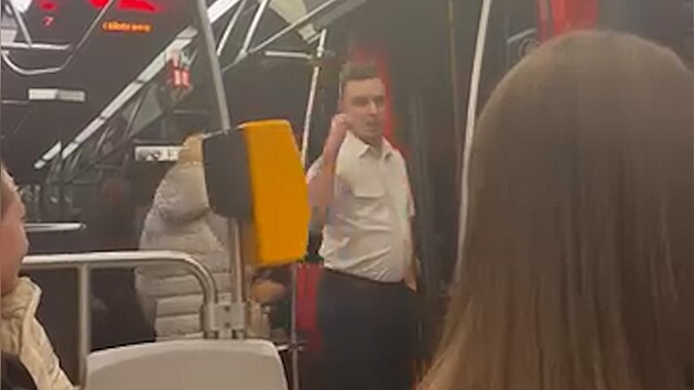 Pražský tramvaják útočil na Ukrajince