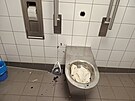 Problm s dnm vandal na veejnch toaletch u dopravnho hit v...