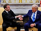 Francouzský prezident Emmanuel Macron se v Bílém dom� setkal s americkým...