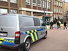 Policist vyetuj nlez mrtvoly v budov zkladn a matesk koly v Kladn....