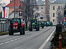 Traktory a dal technika mc na protest na bval hranin pechod...