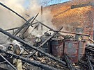 Velk� po��r zni�il ve Sv�sedlic�ch na Olomoucku stodolu a st�echu p�ilehl�ho...