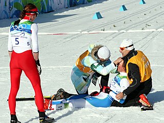 Vyerpaná Petra Majdiová v cíli olympijského závodu ve Vancouveru.