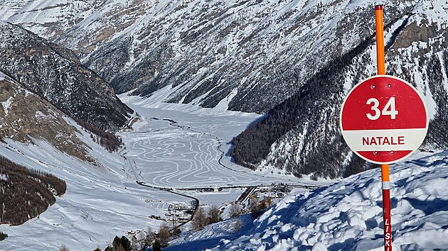 V�hled na jezero Lago di Livigno