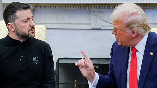 Schzka americkho prezidenta Donalda Trumpa a ukrajinskho prezidenta Volodymyra Zelenskho v Blm dom ve Washingtonu. (28. nora 2025)