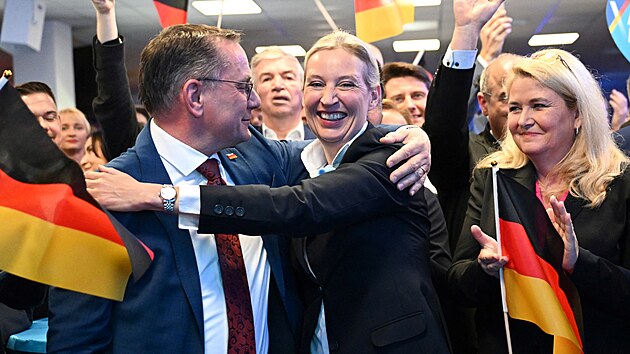 Alice Weidelová ve štábu AfD (23. února 2025)