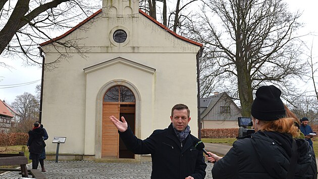 Pohyb budov v bl�zkosti polsk�ho hn�douheln�ho dolu Tur�w budou na �esk� stran� v Libereck�m kraji sledovat �idla. V�dy po dvou sklonom�rech instaluj� technici do 18 budov v Hr�dku nad Nisou na Liberecku a nedalek�ch He�manic�ch. (26. 2. 2025)