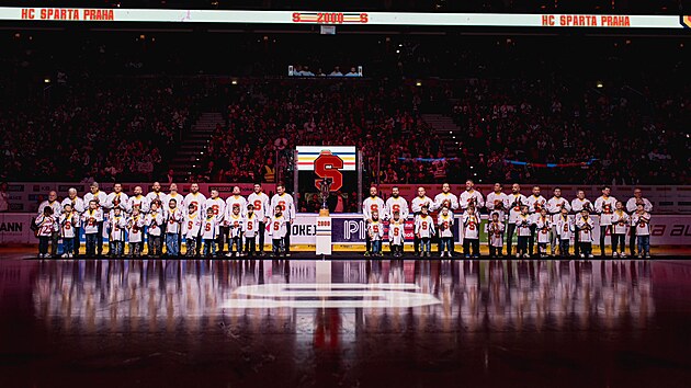 O₂ Arena'da Sparta ziyaretini kaydedin! 13 bin ortalamayı ne zaman aşacak?