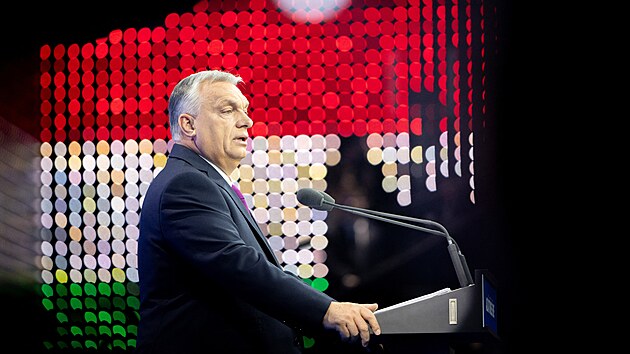 Maďarský premiér Viktor Orbán pronáší projev. (22. února 2025)