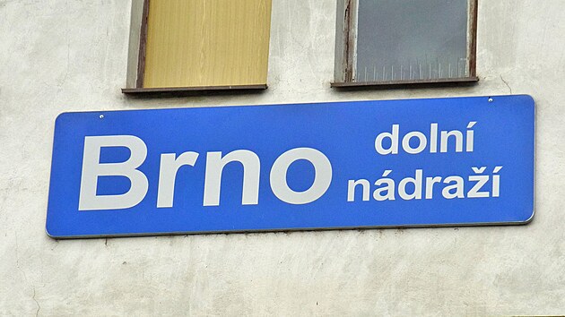 Stanice Brno doln� n�dra��. GPS: 49.1834481N, 16.6158917E