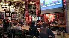 CDU/CSU získala ve volbách 28,5 procenta hlas, a Merz tak zejm zamíí do...