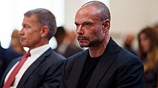 Daniel Bongino p�sobil u newyorské policie a Tajné slu�by spojených stát�, v...