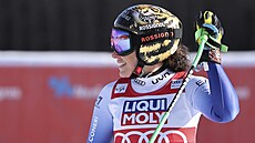 Italská ly�a�ka Federica Brignoneová se usmívá v cíli sjezdu v Kvitfjellu.