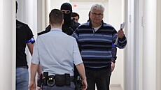 Exeditel motolské nemocnice Miloslav Ludvík u soudu. (26. února 2025)