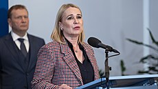 Tisková konference po pracovním setkání se zástupci obranného pr�myslu....