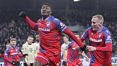 Rafiu Durosinmi slaví první gól proti Ferencvárosi.