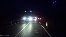 Kamera v autobusu zachytila okam�iky p�ed bo�ním st�etem s kamionem