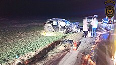 Mezi Kunovicemi a Hlukem na Uherskohradisku dolo k nehod tí vozidel. idi...