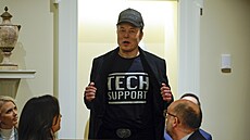 Americký miliardá Elon Musk se zúastnil prvního zasedání vlády amerického...