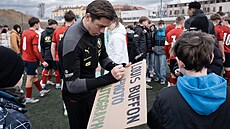 Louis Thomas Buffon, syn legendárního italského brankáe Gianluigiho Buffona a...
