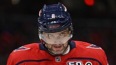 Kapitán Washingtonu Alex Ovekin bhem zápasu proti Edmontonu