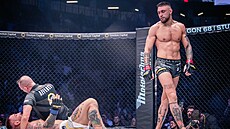 Daniel Ligocki (vpravo) na Oktagonu v T�inci