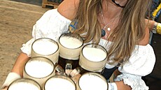 Barbara Stadlhuberová se proslavila jako nejpopulárn�j�í servírka Oktoberfestu.