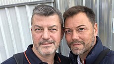 �editel dopravní policie Ji�í Zlý (vlevo) s man�elem Markem