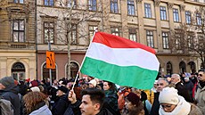 Tisíce ma�arských soudc�, soudních zam�stnanc� a jejich p�íznivc� demonstrovaly...