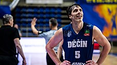 Dínský kapitán Tomá Pomikálek