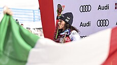 Italská lyaka Federica Brignoneová jako vítzka obího slalomu v Sestriere