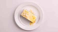 Citronový cheesecake s medem a mandlemi ve vlacích eských drah (11. ervna...